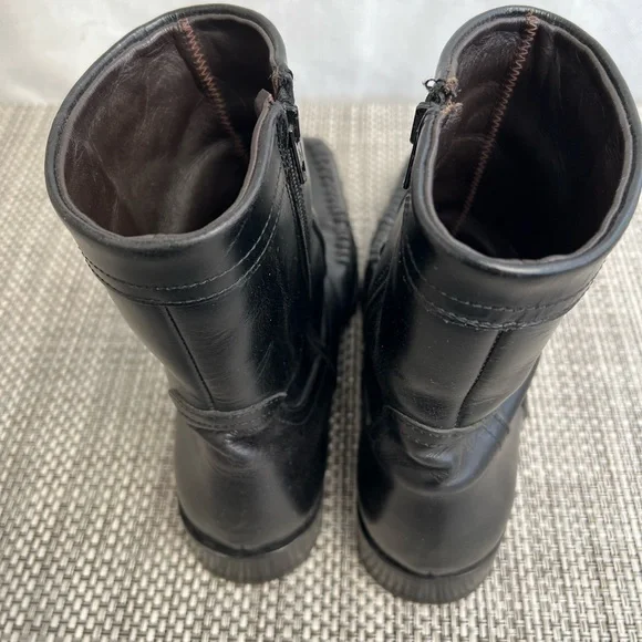 Men’s “DSQUARED2” Black Leather Boots With Braided Design
